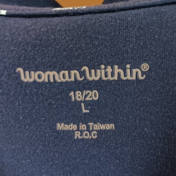 #108 3/$18 - Women Within Blue/White Short Sleeve Top Size L - Picture 7 of 7